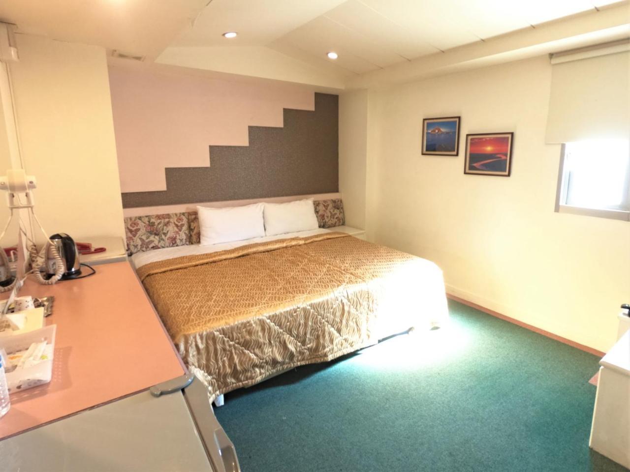 Fude Lime Hotel 台南 外观 照片